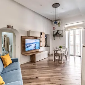 Claudia's Appartement Naples